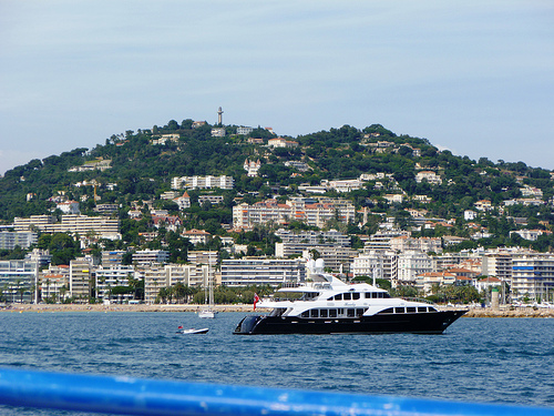 On the ferry from l’île Sainte-Marguerite back to Cannes. par bendavidu